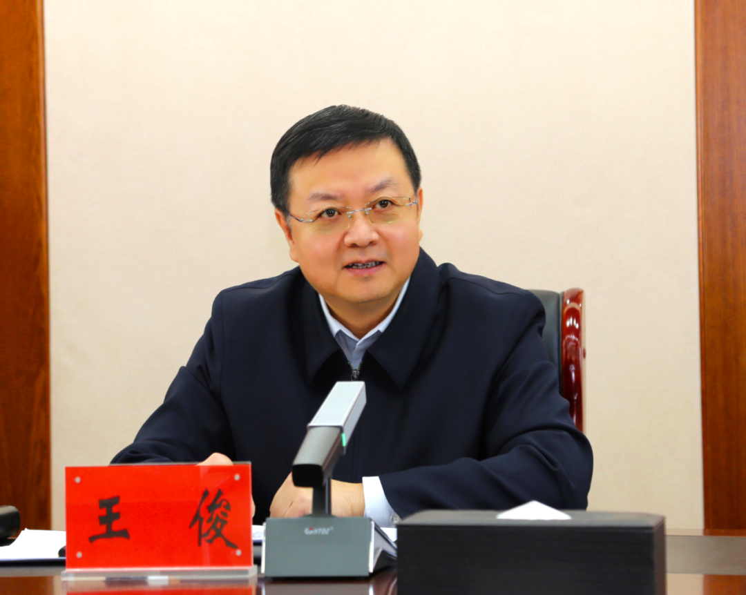 自治区民委召开党组会议传达学习习近平总书记重要讲话精神1.png